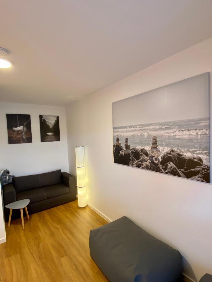Traumhafte 115 Qm Ferienwohnung Am Steinhuder Meer, Ruhig, Komfortabel, Loggia, Parkplatz, Wifi فونستورف المظهر الخارجي الصورة