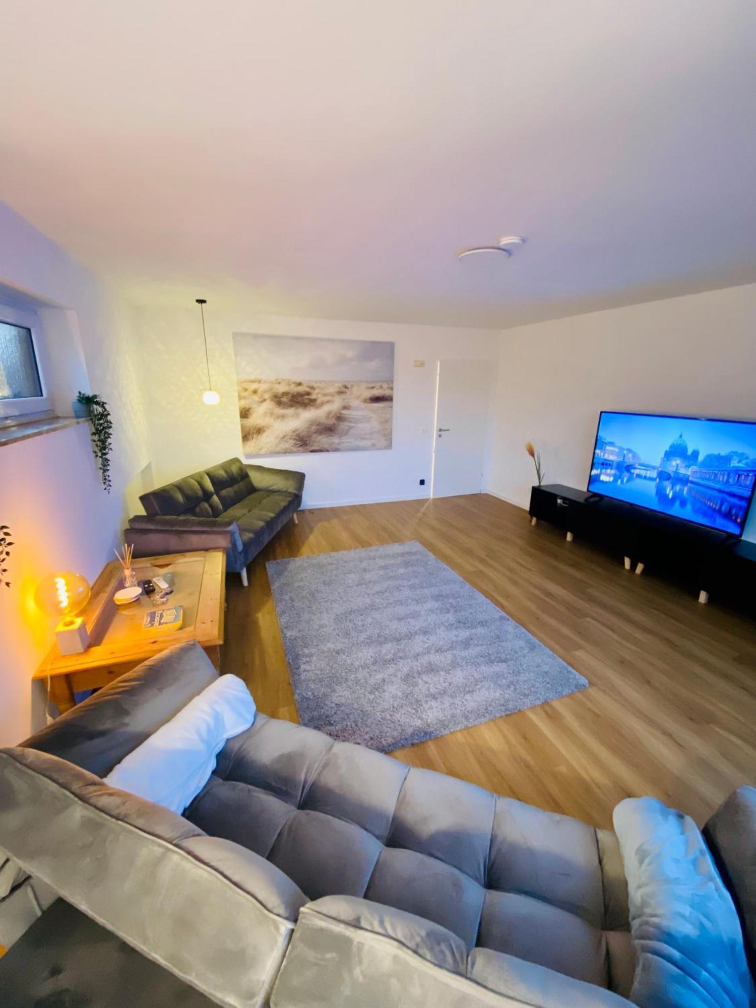 Traumhafte 115 Qm Ferienwohnung Am Steinhuder Meer, Ruhig, Komfortabel, Loggia, Parkplatz, Wifi فونستورف المظهر الخارجي الصورة